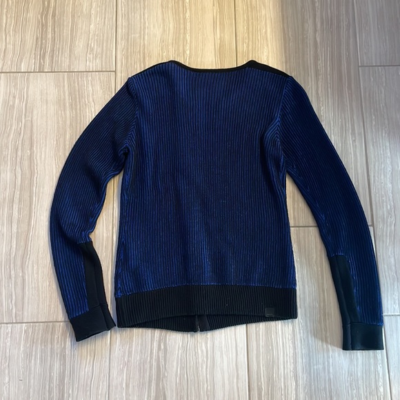 Bench Asymmetrical Zip Sweater - Picture 6 of 6